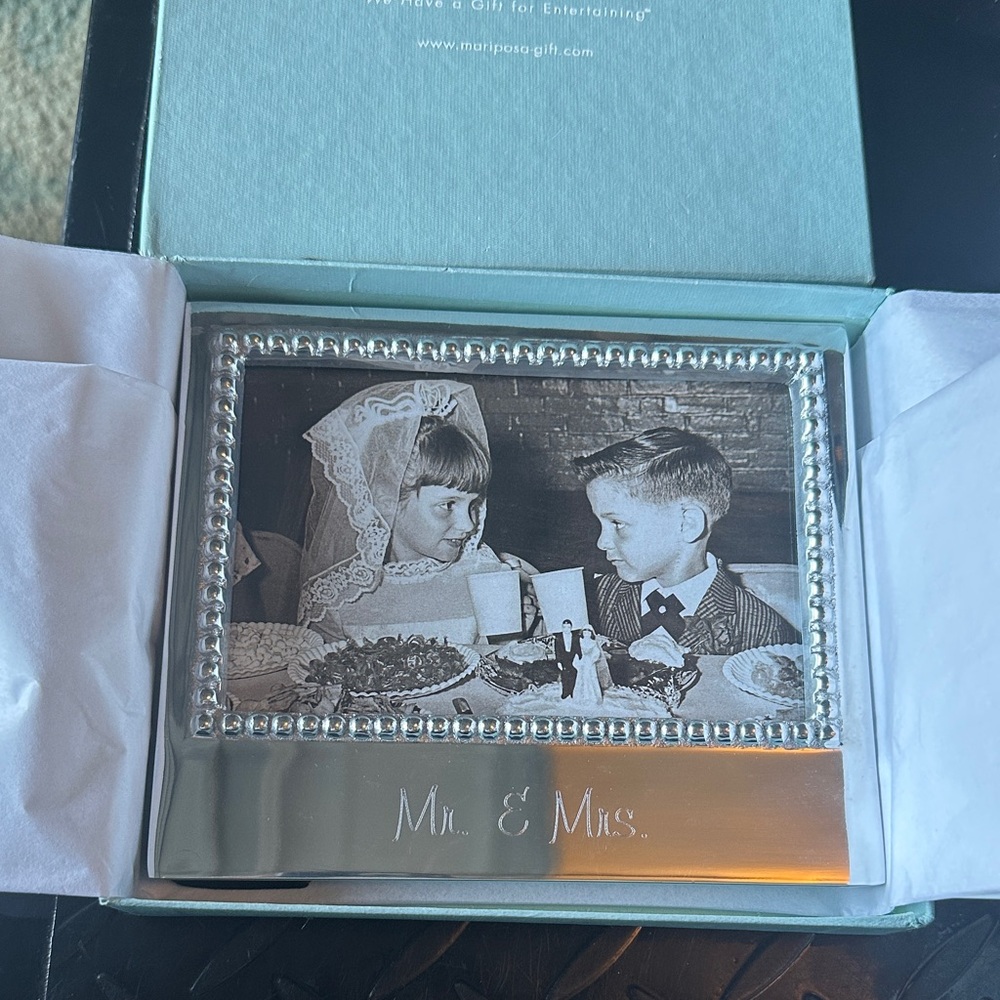 Mr. & Mrs. Silver Photo Frame 4x6
